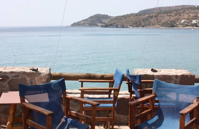 Beachfront Single Room- Argo Seaside Stays