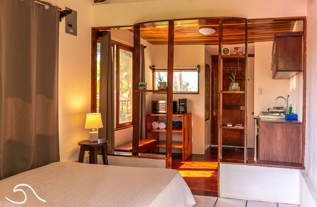 Beachfront Studio 5, Playa Palo Seco