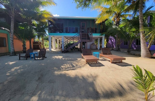 SUN y SEA BEACH HOUSE se encuentran en su propia playa privada en el Mar Caribe.