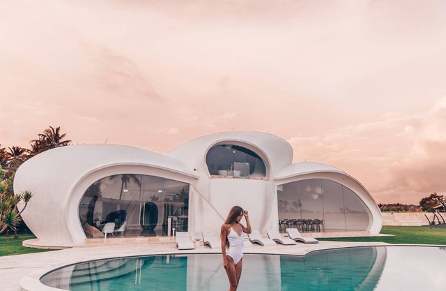 Beachfront Villa The Cloud