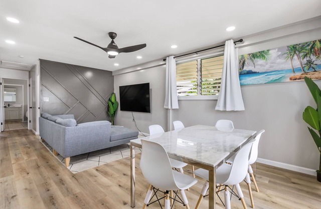 Beachside 3BR - Ewa Beach + Parking, A/C, WiFi