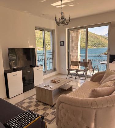 Beachside Apartment