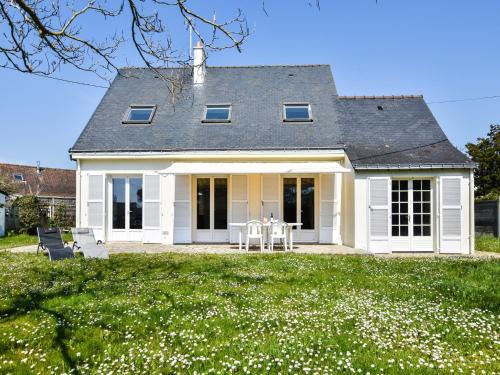Beachside Brittany Escape