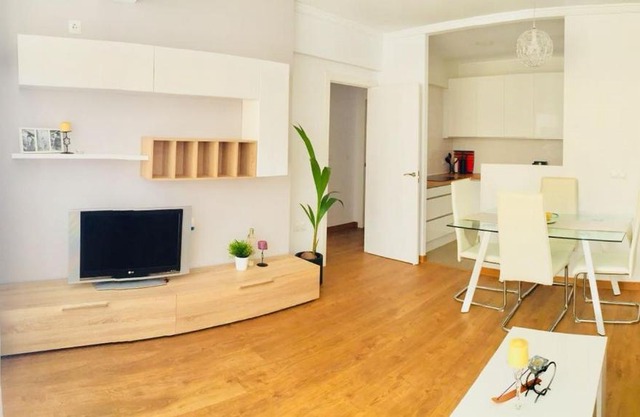 Beachside City Centre Apartment