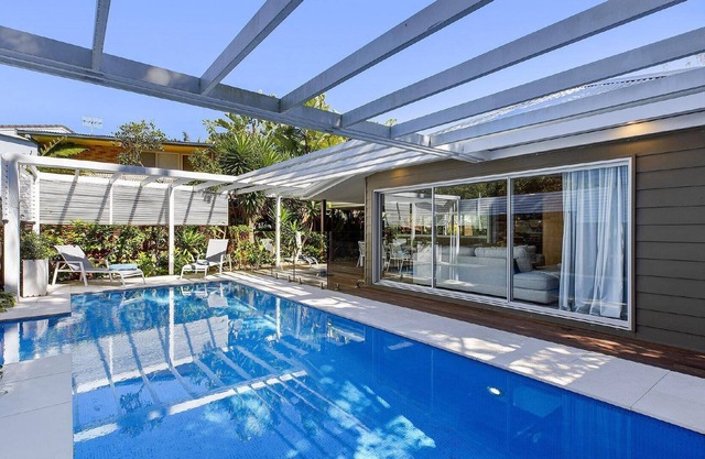 BEACHSIDE OASIS - A PERFECTLY LOCATED RETREAT, WALKING DISTANCE TO THE BEACH