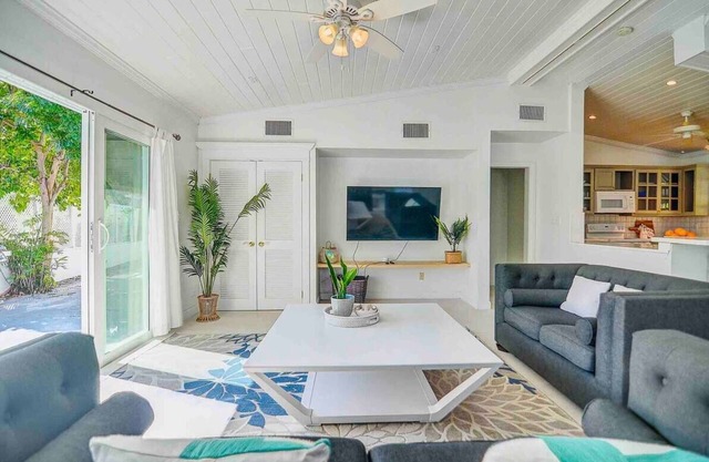 Beachside Oasis: 3-Bedroom Home w/ Private Pool!