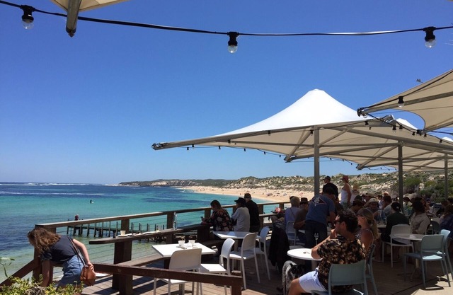 Villas Prevelly junto a la playa