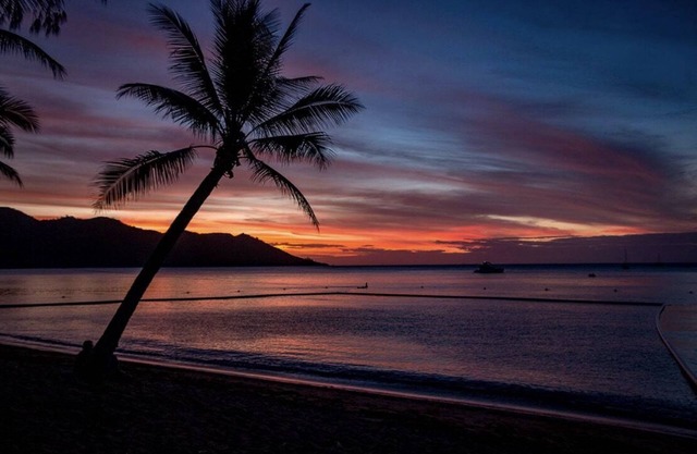 Beachside Tropical Island Paradise in NQ - Rustic Nth facing retreat