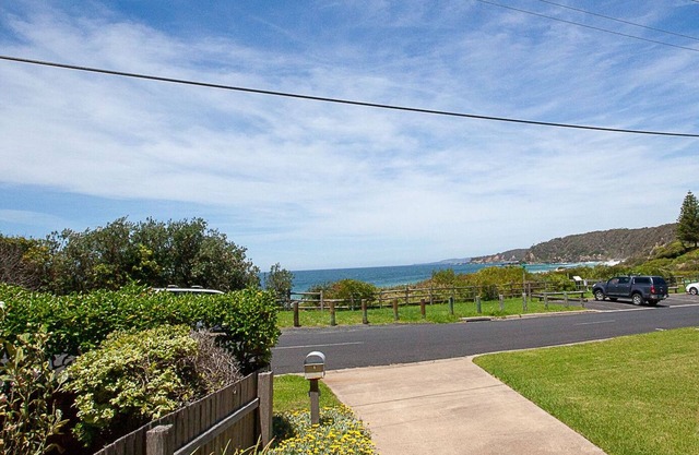Beachview Unit2 ,33 Scenic Drive, Bermagui