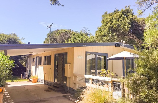 Beachwalk Cottage