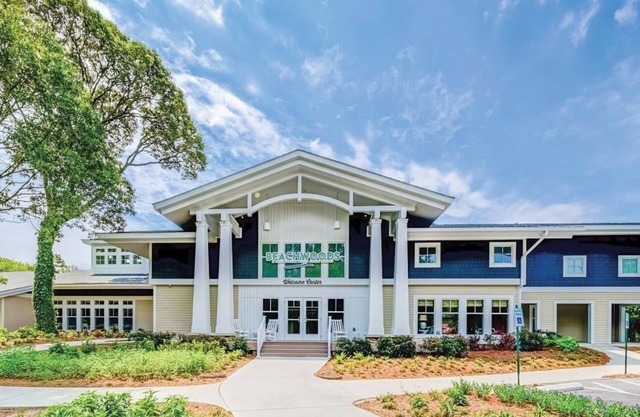 Beachwoods - 1BR/1BA- Great Pools and Amenities!