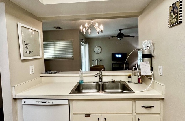 Beachy Retreat W/ Pool! Minutes to Downtown & Beaches!