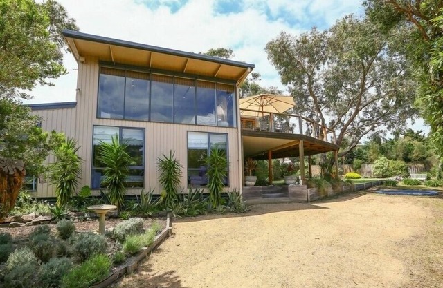 Beacon House Portsea