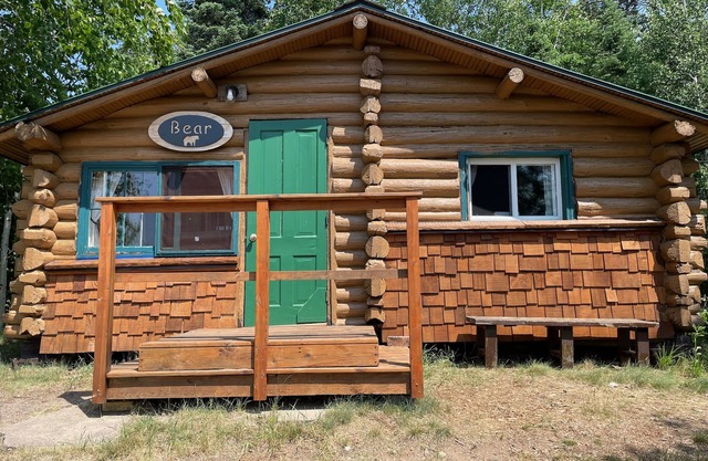 Bear Cabin At Wilderness Wind en el lago Armstrong Near Ely, Mn