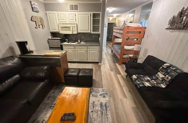 Bear Canyon Condo #129