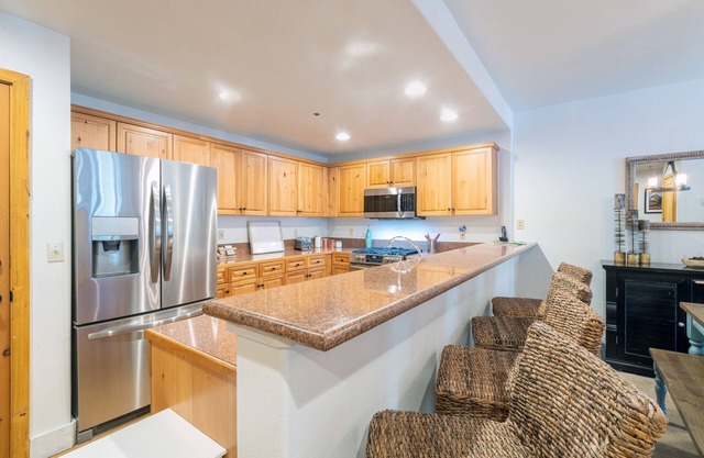 Bear Creek Lodge 111 2 Bedroom Condo by Alpine Lodging Telluride