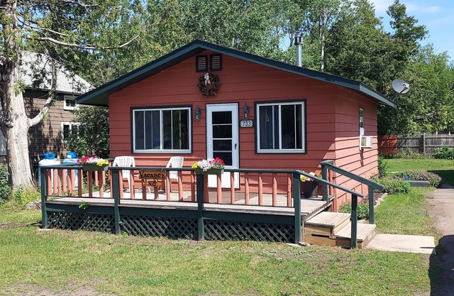 Bear Den Cabin- Habitación individual- para 4 personas cómodamente