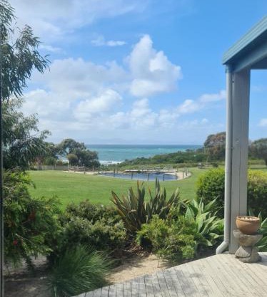Bear Gully Coastal Cottages