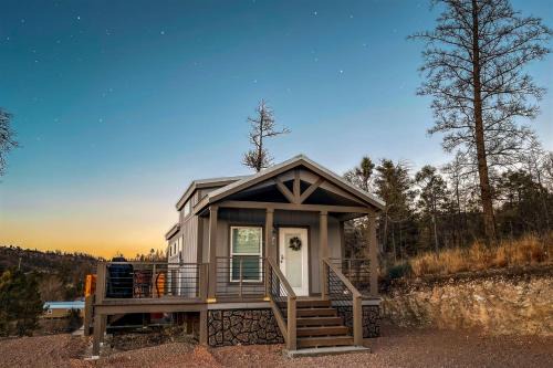 Bear Hug Cabin