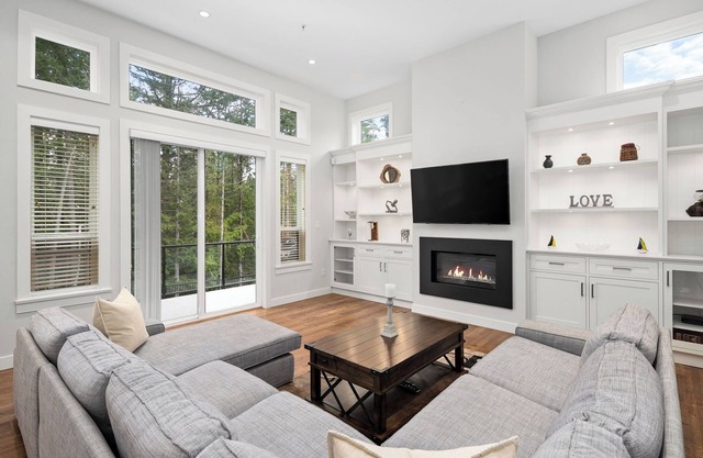 Bear Mountain Resort Community Luxury House