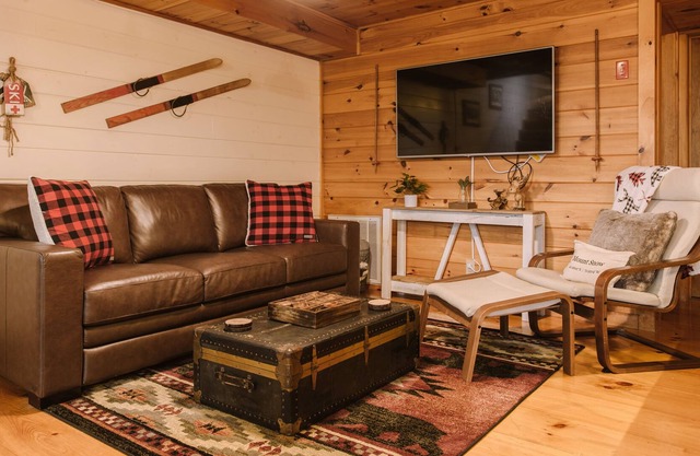 Bear Paw Cabin - Game Room Fire Pit Golf Hike