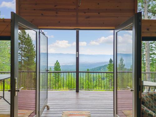 Bearlythere High Mountain Retreat