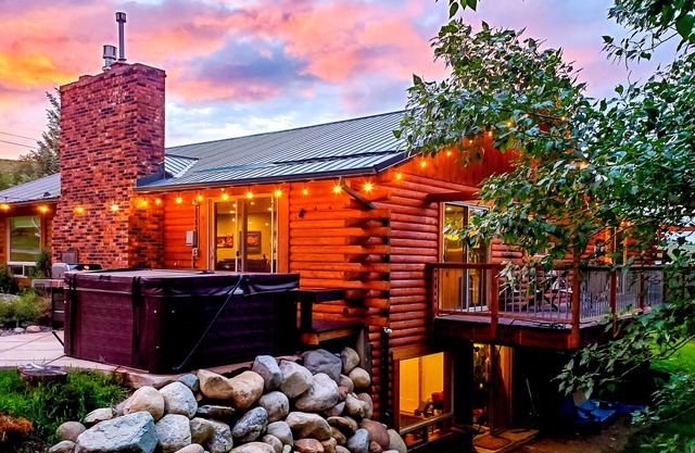 Beartooth Foothill Retreat "Serenidad cerca de la ciudad"