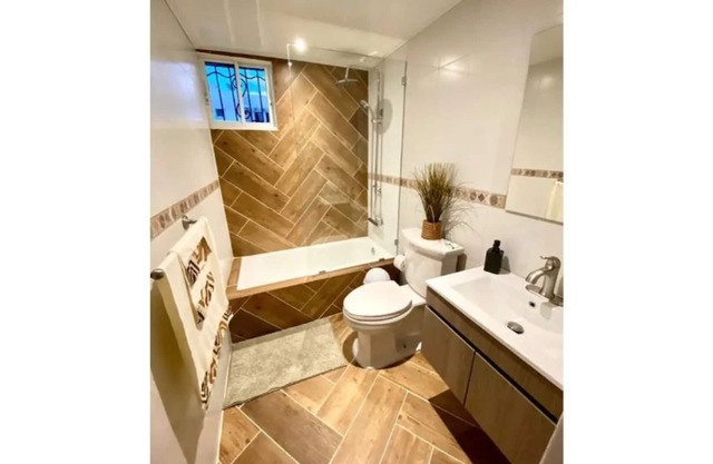 Beautiful 2 bedrooms apto w/wifi,a.c.&netflix