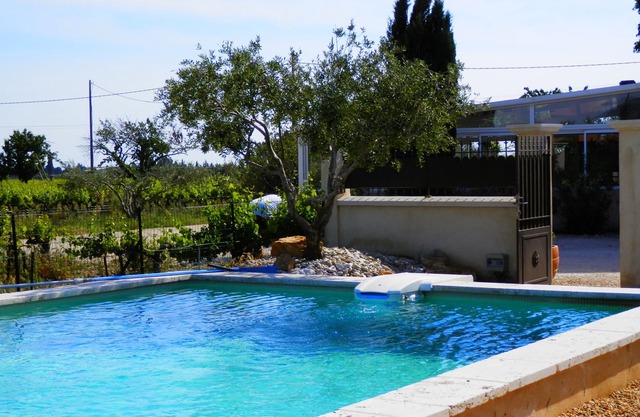 BEAU CASA RURAL EN PROVENCE 60 M2 TOTALMENTE NUEVE DE PIE MONTMIRAIL LACE