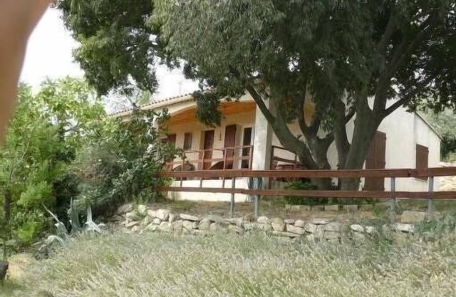 BEAUCAIRE Nueva Casa situada en una propiedad de 4 hectates