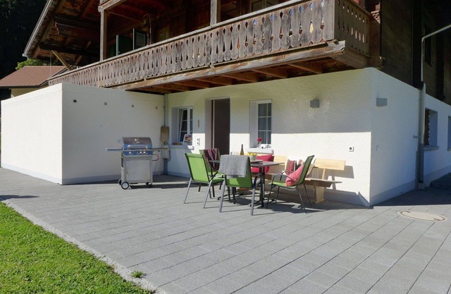 Hermoso apartamento para 7 personas con WIFI, TV, balcón, vista panorámica y aparcamiento