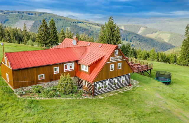 Maravillosa casa de vacaciones privada con WIFI, TV, terraza, vista panorámica, aparcamiento