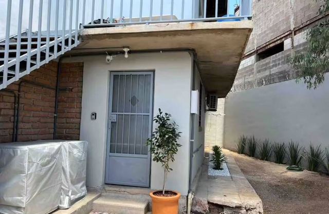 Hermoso estudio cerca de Consulado, completamente equipado.