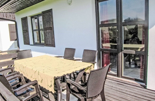 Estupenda casa de vacaciones privada con piscina, WIFI, TV, patio, vista panorámica, aparcamiento