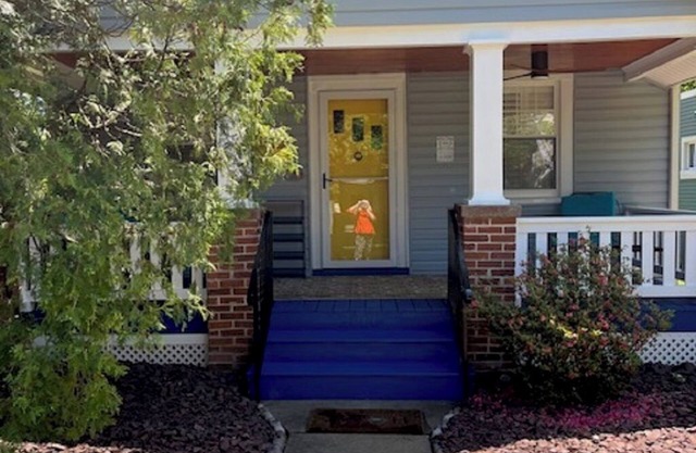 Beautiful 1920s bungalow newly remodeled and just 7.5 miles from White House