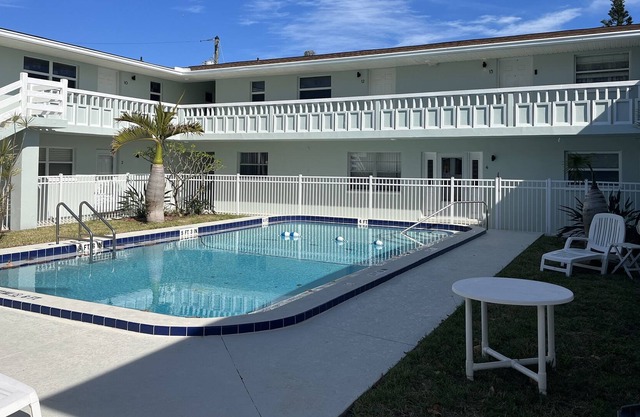 - Beautiful 2 Bedroom condo with pool, walk a block to the beach