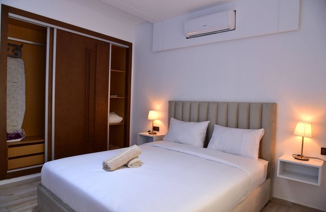 Beautiful 2-bedroom apartment in Center Ville of Kenitra With AC & Free Parking