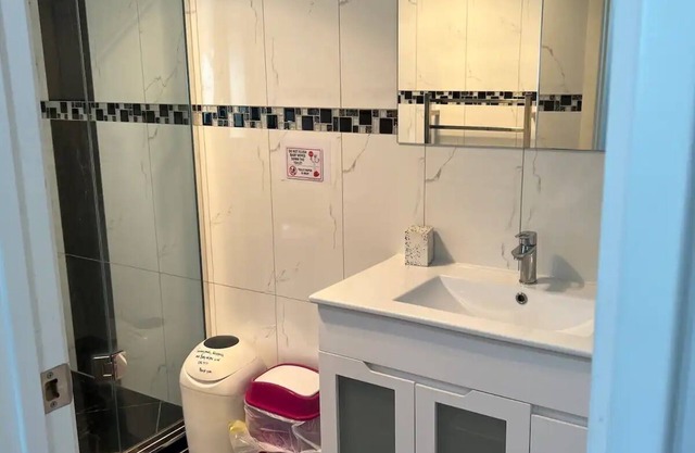 Beautiful 2 bedroom house