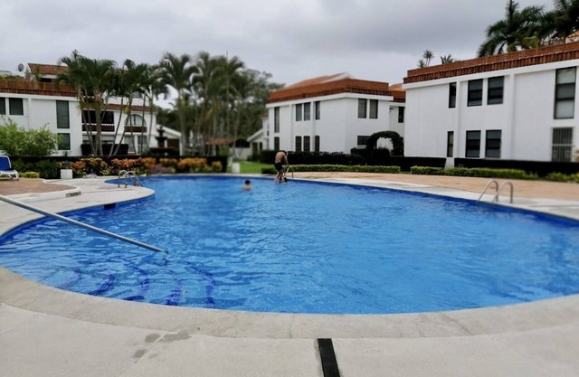 Beautiful 2 bedroom condo just two blocks from the beach