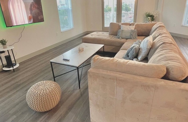 Beautiful 2BR city view loft