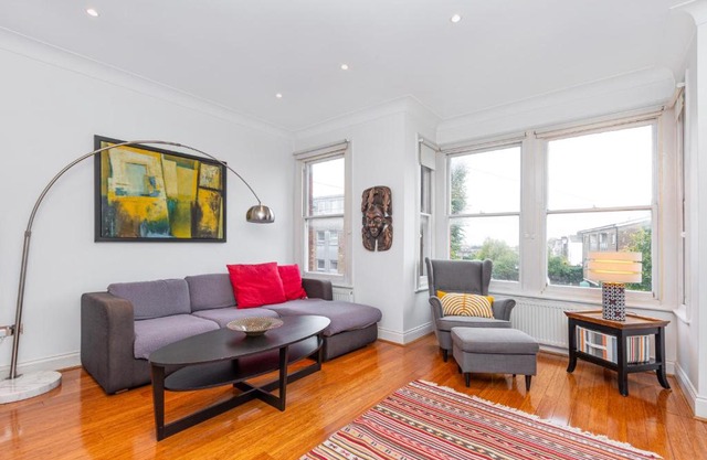 Beautiful 2BR Flat, Peaceful Dulwich, South London