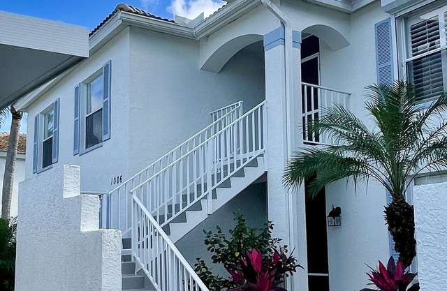 Hermoso apartamento de 3 dormitorios cerca de la isla Marco