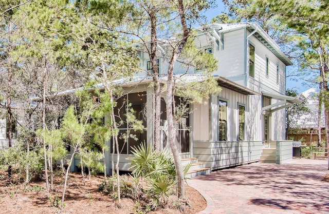 Beautiful 3 Bed Cottage in Magnolia By The Sea