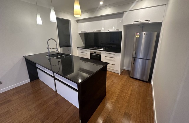 Beautiful 3 Bedroom House in Wigram, walking distance to New World, cafe