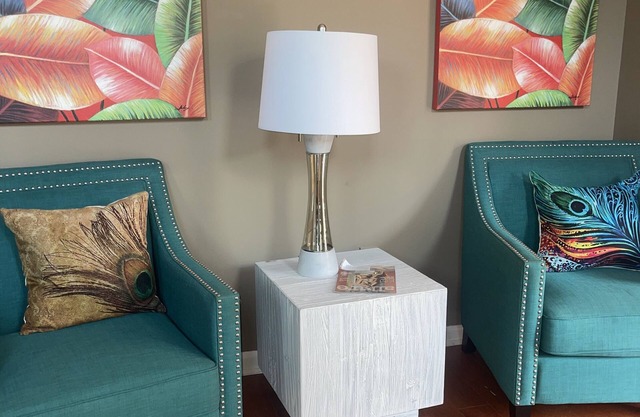 Beautiful 3 bedroom 2 full bathroom Condo