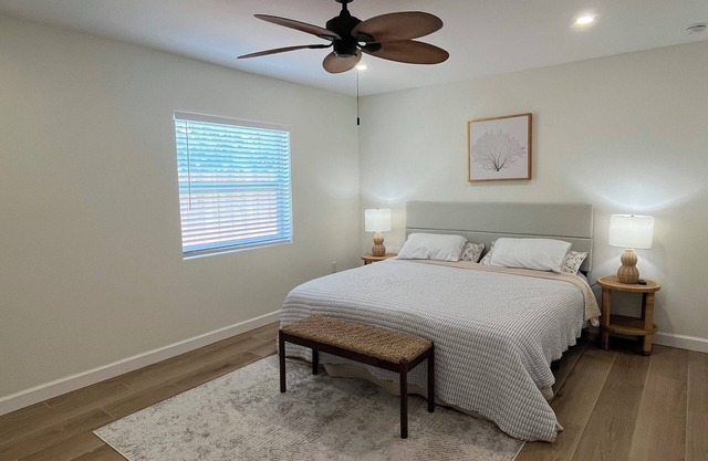 Beautiful 3-bedroom, 2-bathroom house with WiFi and AC in downtown Sarasota