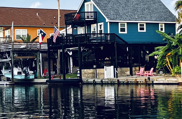 Beautiful 3-bedroom home on the Canal with patio.