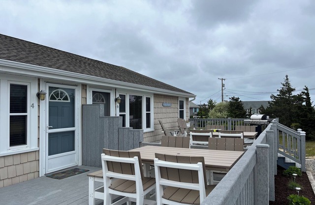 Hermosa casa de 3 dormitorios con terraza enorme y caminar a la playa privada!