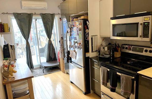 Beautiful 3B/2Bath furnished 4-7 month rental