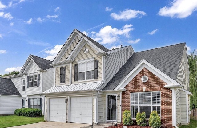 Beautiful 3BR Retreat in the Heart of Ballantyne – Near Uptown & CLT Airport